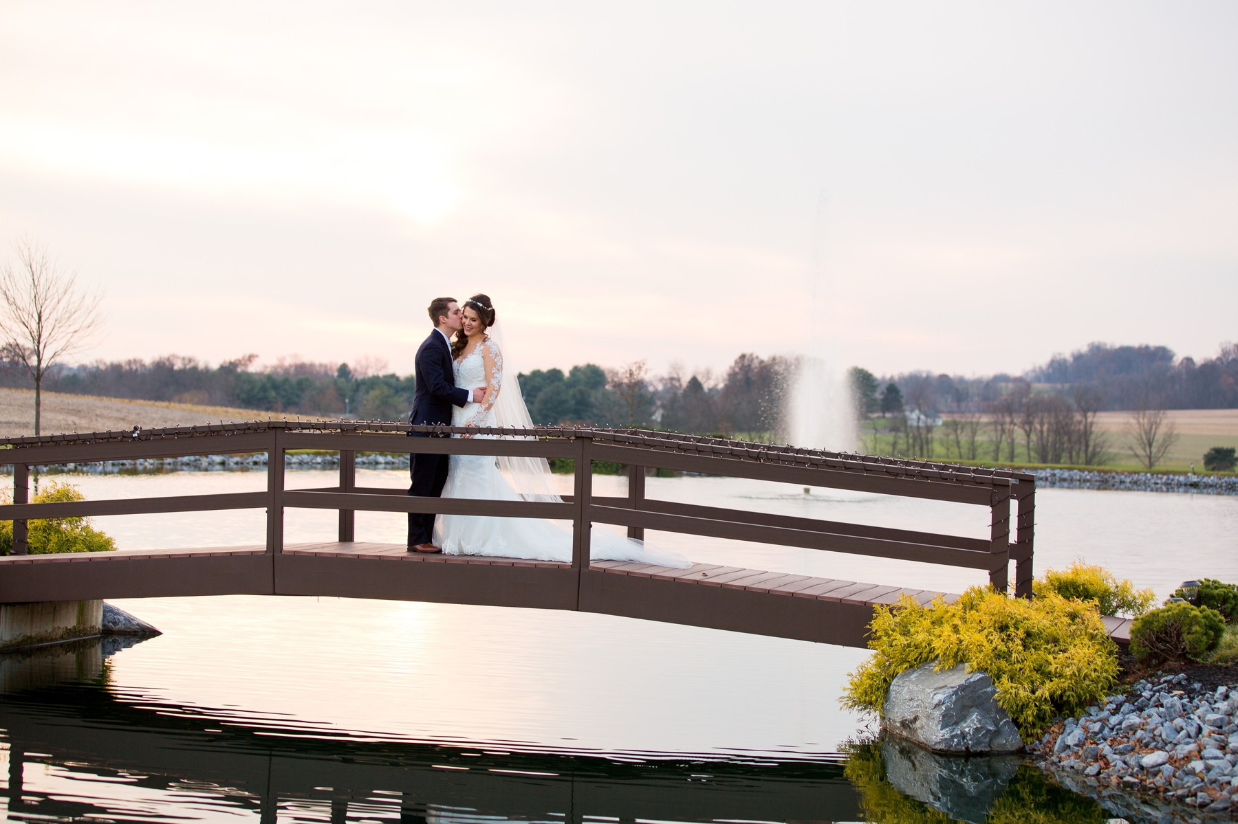 Harvest View Barn Hershey Farms Elizabethtown Pa wedding photography
